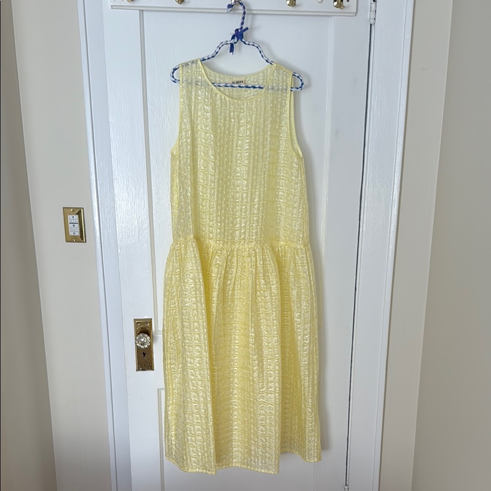 Yellow Sleeveless Crew Neck Sundress for Wedding Guest